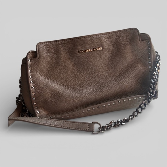 Michael Kors Handbags - Michael Kors tan pebbled leather chain crossbody bag neutral moto flawed